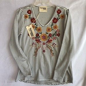 NWT Savanna Jane Striped Black & White Blouse w/ Embroidered Flowers Size S